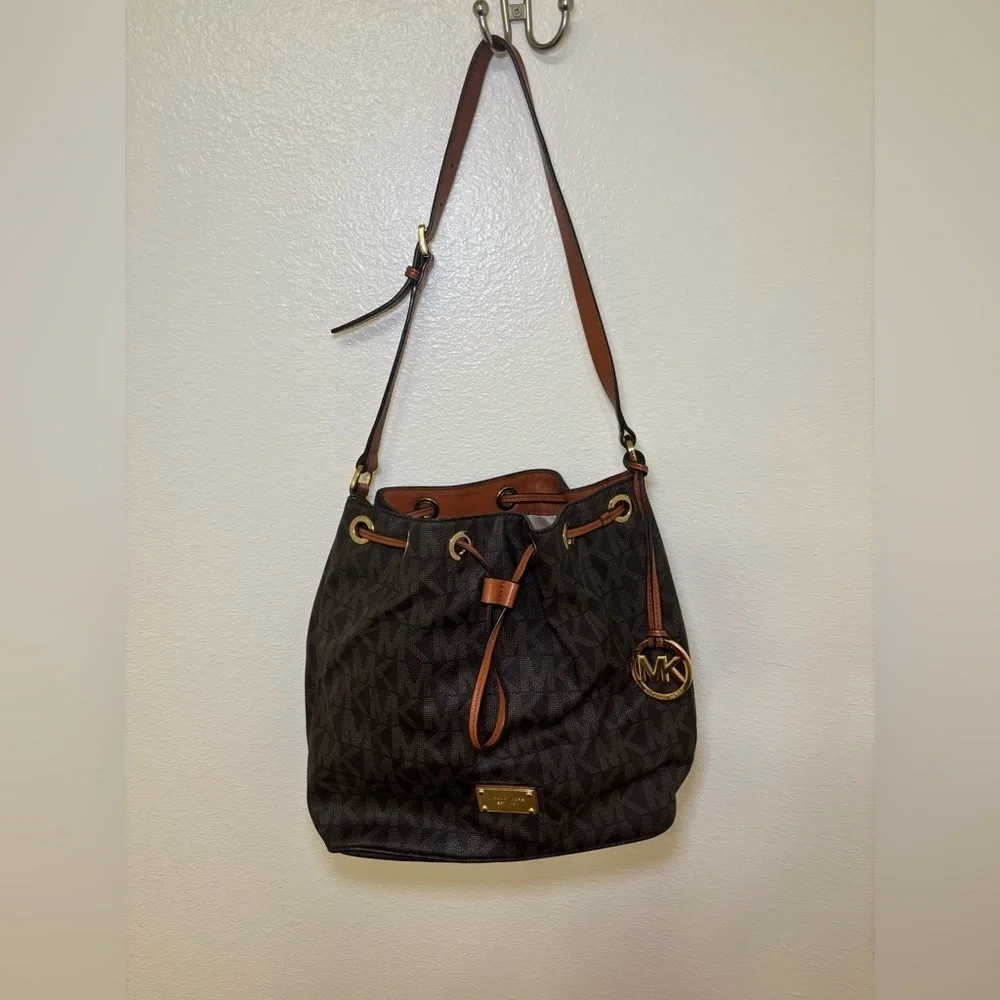 Michael Kors Dark Brown Bucket cross body Bag
